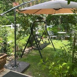 Outdoor Patio Set (Swing & 10ft Umbrella + Covers)