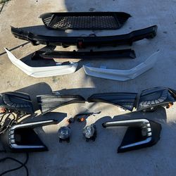 2023 Honda Civic Aftermarket Parts make offer take it asap