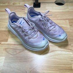 Youth Nike Shoes Size 2Y