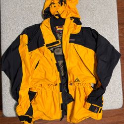 L Men Marmot Jacket 