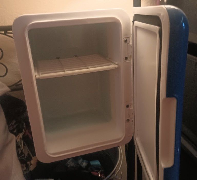 Small Refrigerator