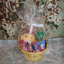 Small handmade Easter Gift baskets made by my daughter 🐰

Cute, gift-ready, and made with care.

$25 each
Or all 3 for $65

Money goes directly to he