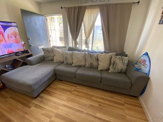 Gray Sectional With Chaise