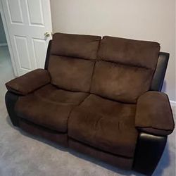 Woodsway Reclining Loveseat