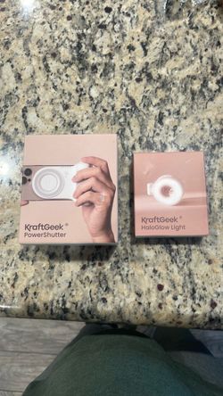 Kraftgeek power shutter and halo light
