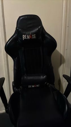 REMAXE  BLACK  GAMING CHAIR