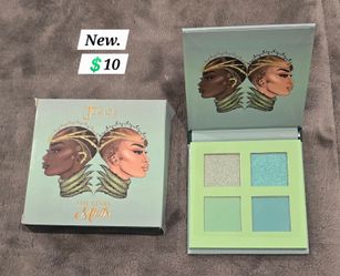Juvias Makeup Pallet