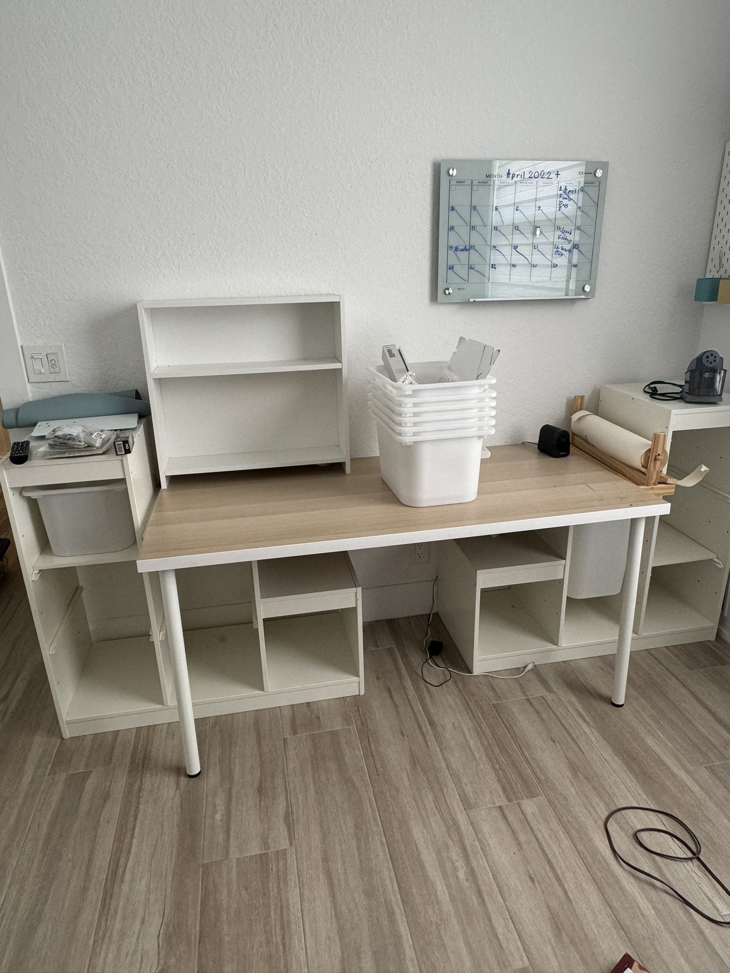 🔥🔥IKEA Trofast System With Desk, Hutch, Easel, and Chair 🏝️