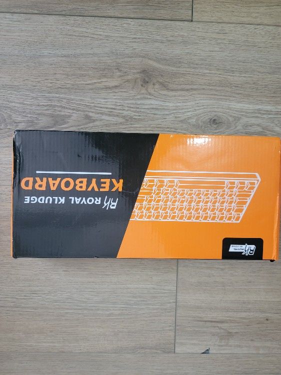 Pc Gaming, Monitor, Headset, Mouse, and Keyboard