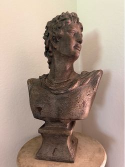 Statue