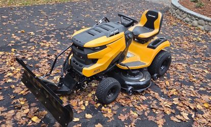 Cub Cadet 46” Ride On Mower With Plow Attachment