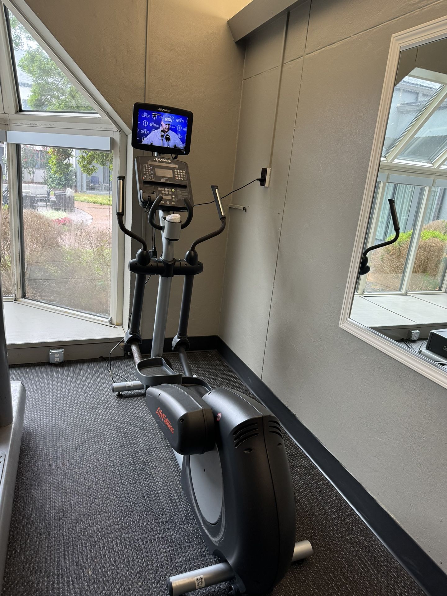 Elliptical Commercial