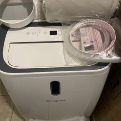 AC  Portable 