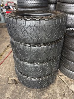 Nitto renco grappler A/T 37/12/50R20LT
