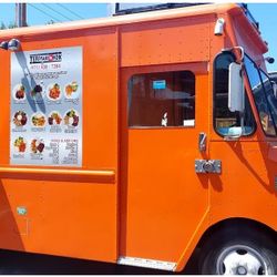 FOOD TRUCK CLASSE 4 FOR SALE 