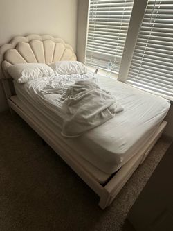 Full bed size bed  with mattress&head board