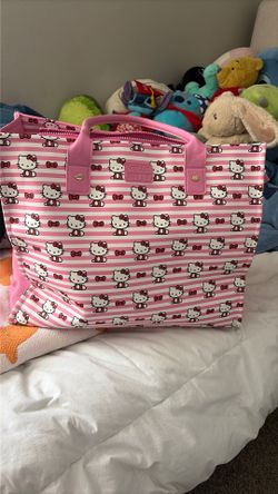 Hello Kitty travel bag
