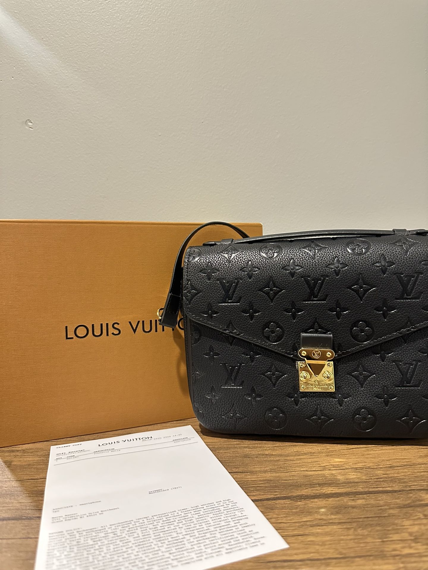 Louis Vuitton Pochette Métis