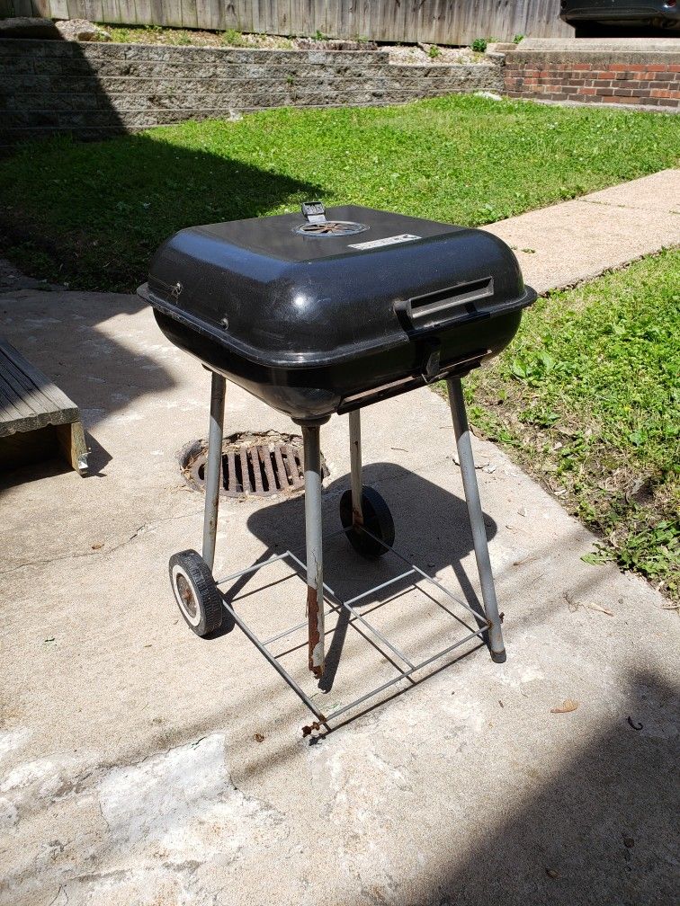 Backyard Grill Brand Bbq Grill