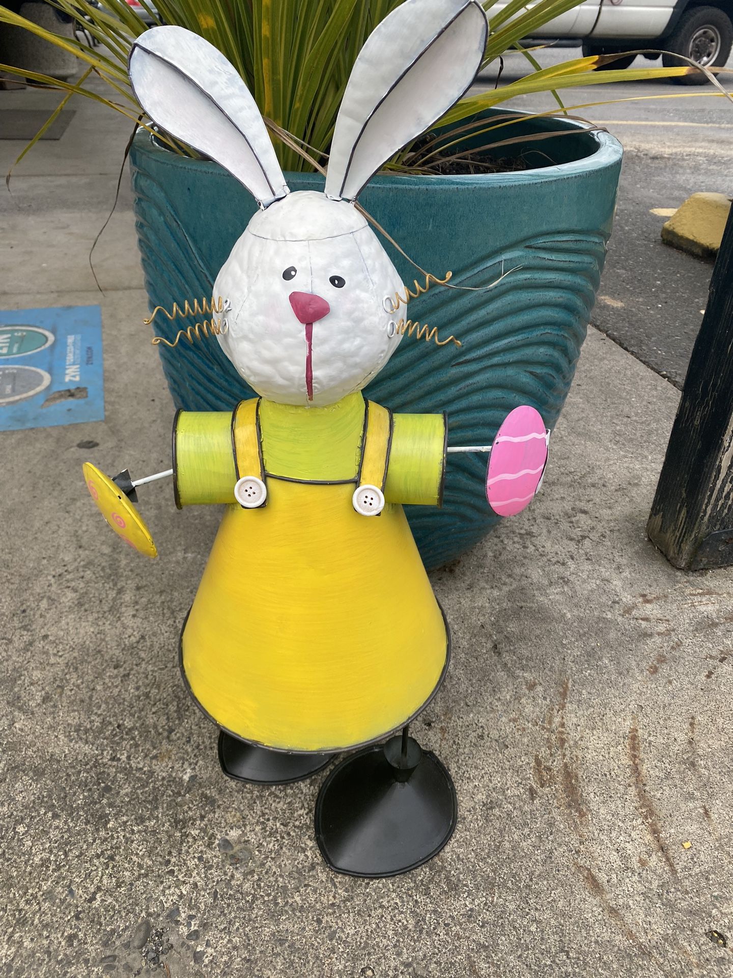 Metal Bunny Decor Indoor Outdoor 