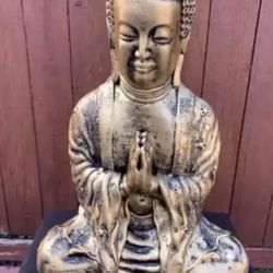Large Praying Buddha Statue 