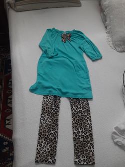 2 Piece Girl's Dress & Leggings