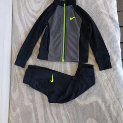 Nike tracksuit boys size 2T