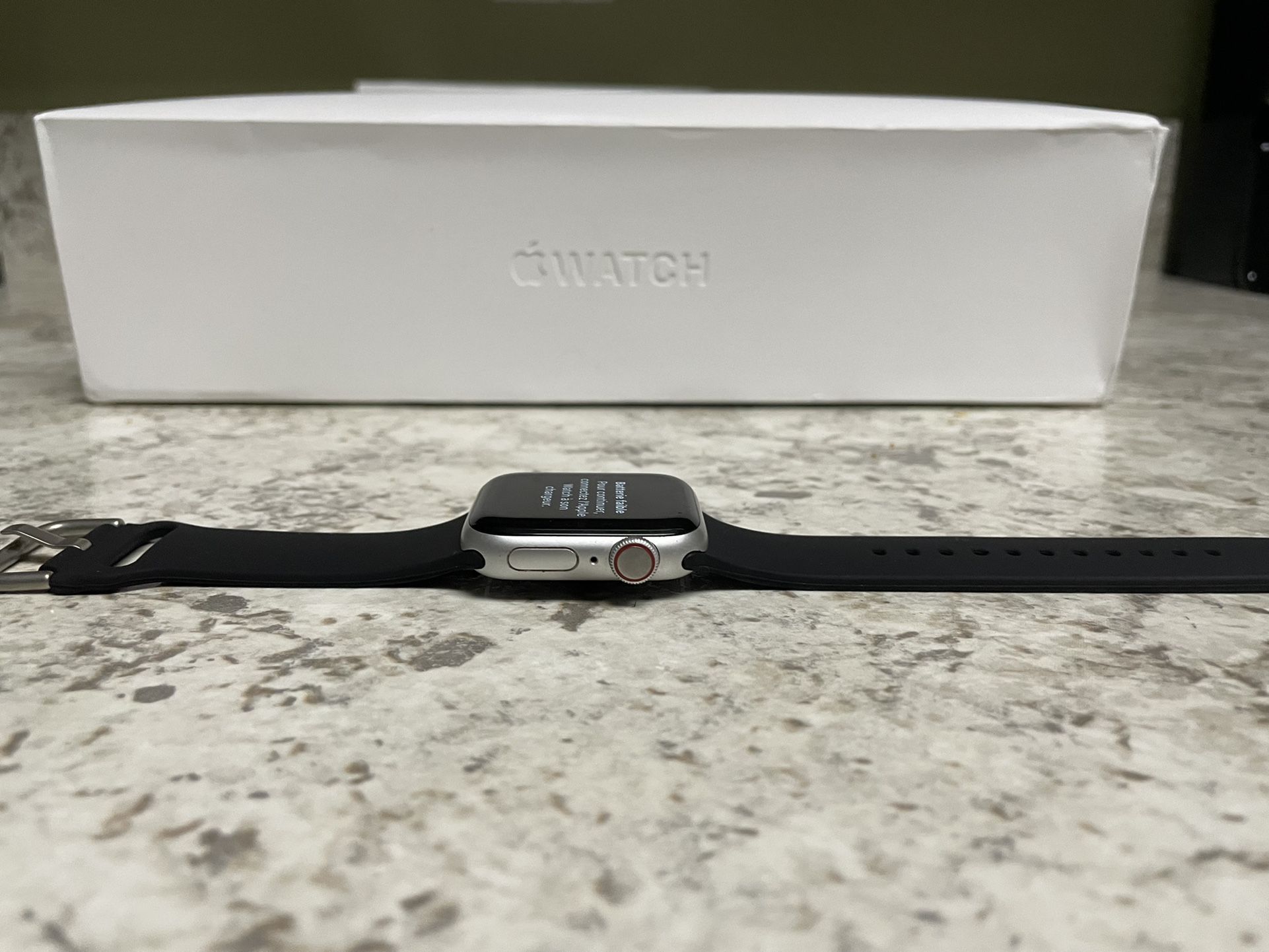 Apple Watch Series 5