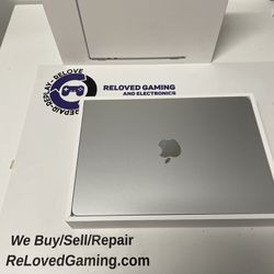 MacBook Air M2 - In Amazing Condition - 8gb RAM - 256gb 