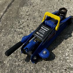 Floor Jack. 2 Ton