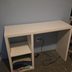 Desk/escritorio