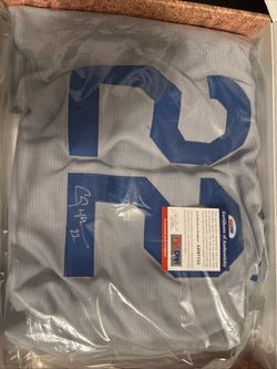 Clayton Kershaw Signed Jersey