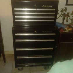 Husky Tool Storage Rolling Tool Chest 