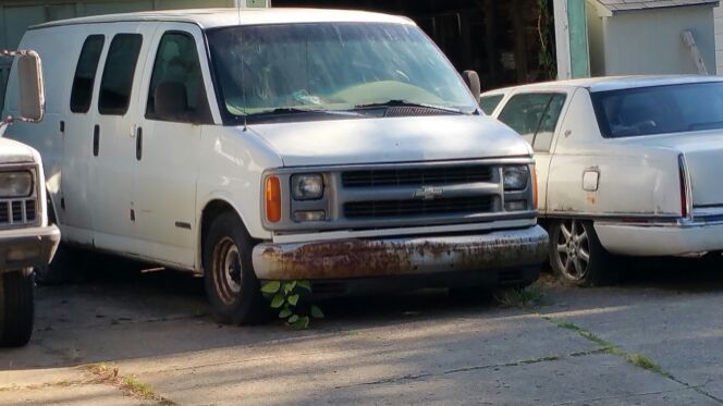 2000 Chevrolet Express Cargo