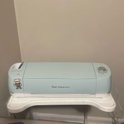 Cricut Machine W/all Cords & Accessories & Hot Press Machine
