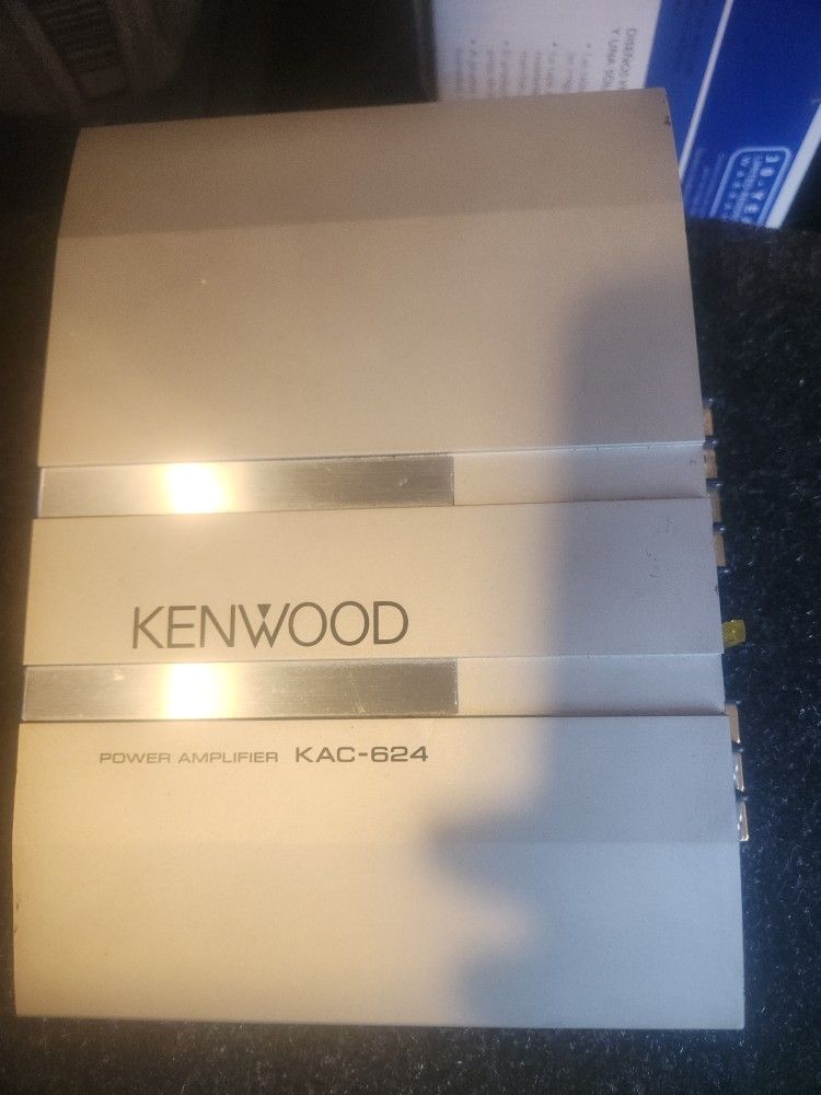 Kenwood Amp
