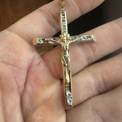 14 Karat Gold Jesus Christ On A Cross Pendant