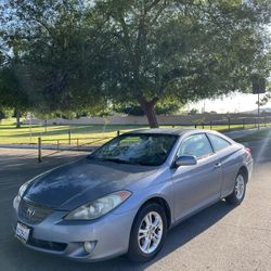 2004 Toyota Solara 