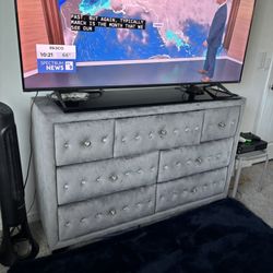 King Bedroom Set 