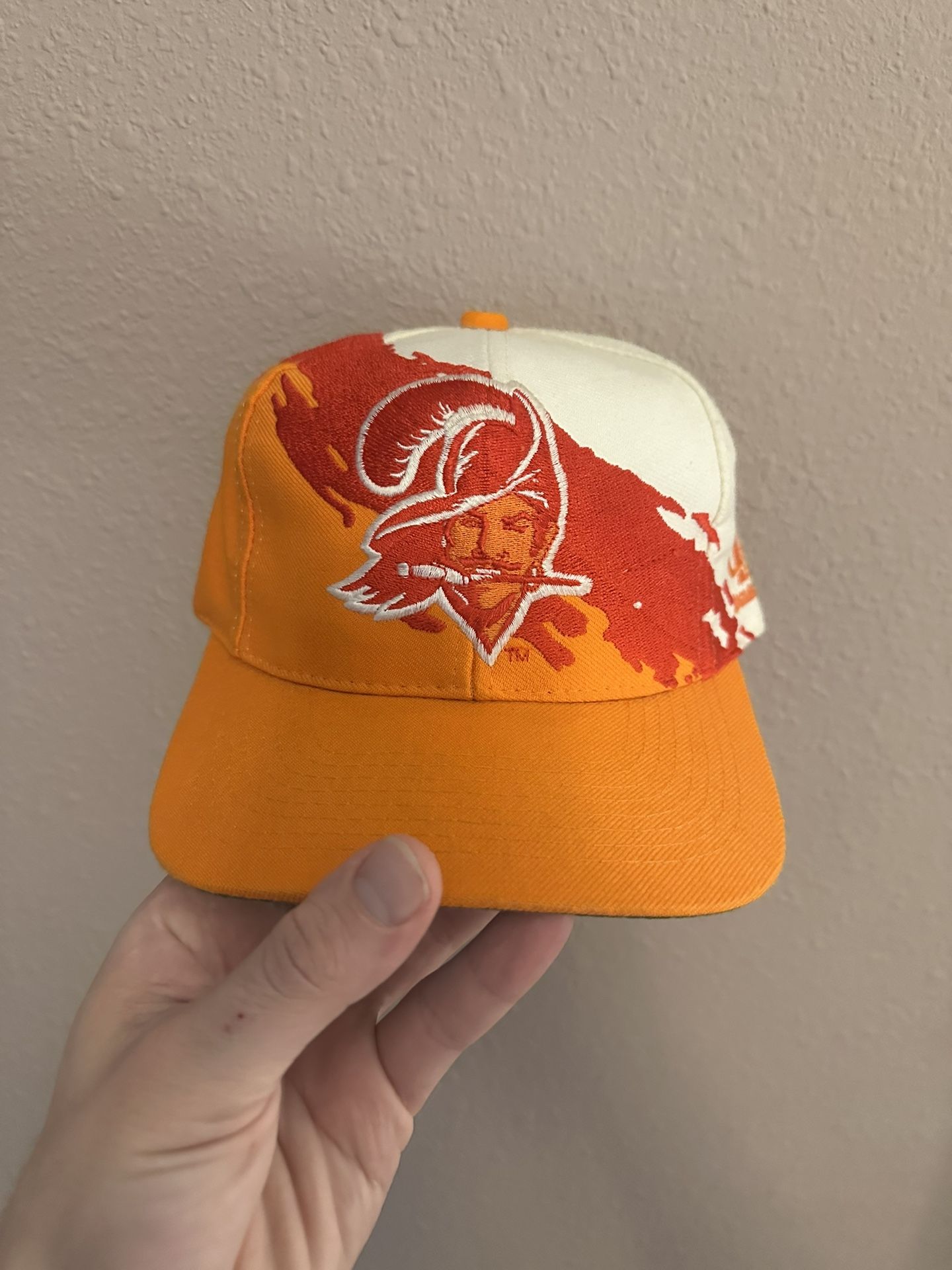 Bucs (Logo Athletic) Vintage SnapBack