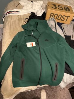 Nike tech pine green