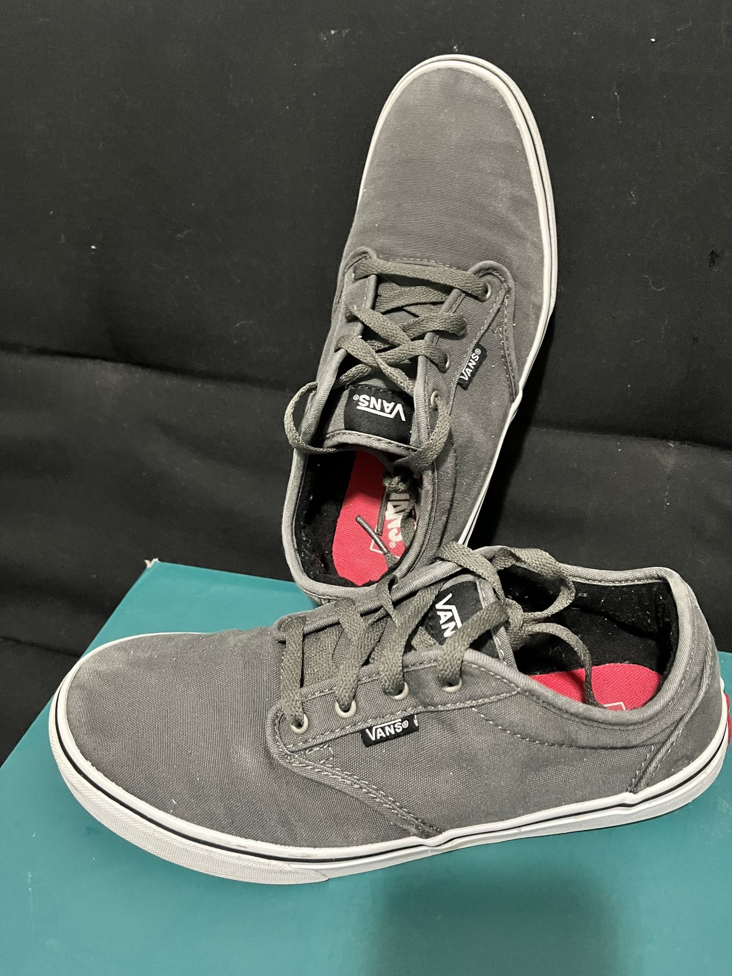 VANS CASUAL DRESS SHOE