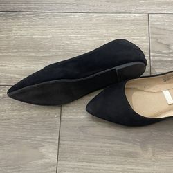 Women’s Black Flats – Size 8 – Simple & Comfy