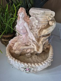 Vintage  Water Fountain  H approx  8", W approx  8" x 8", New Pump, Works Great!
