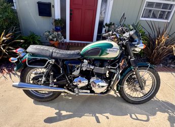 2010 Triumph Bonneville T100