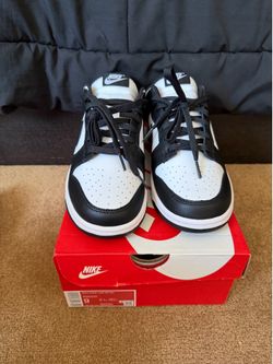 Panda dunks