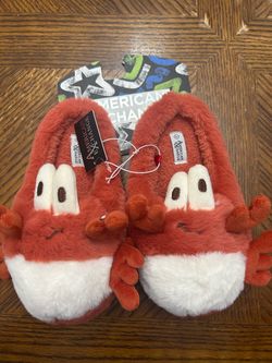 American Exchange Red Crab Plush slippers size 5/6