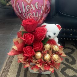 Valentine’s Day Arrangement