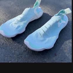 New Nike Woman’s Running Shoes