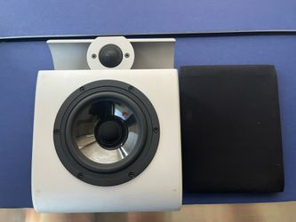 Vienna Acoustic Berg Speakers (Pair)